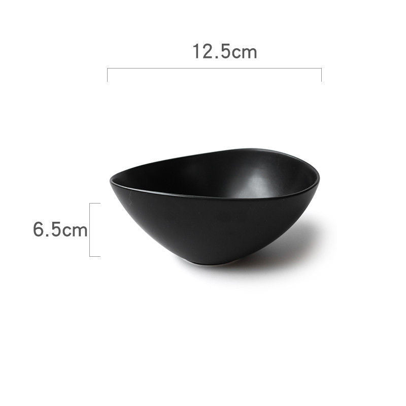 Ceramic Japanese Bowls Are Beautiful And Cute. Irregular Household 5-inch Bowls And Plates Single